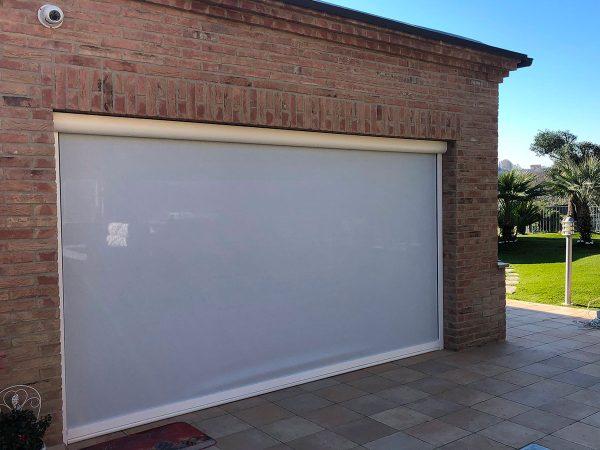 Zip in luce 02 - Gallery - Trucchia
